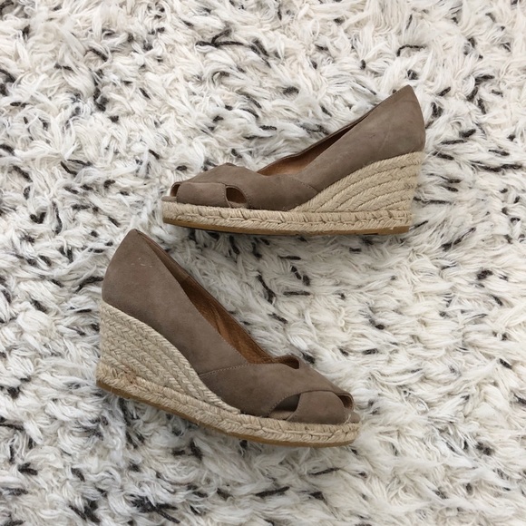 open toe wedge espadrilles